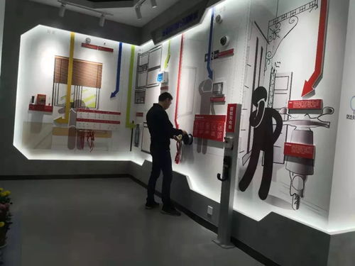 全省首家 互联网 安防 体验馆在仓前揭牌使用 人脸签到 虚拟灭火...科技感爆棚